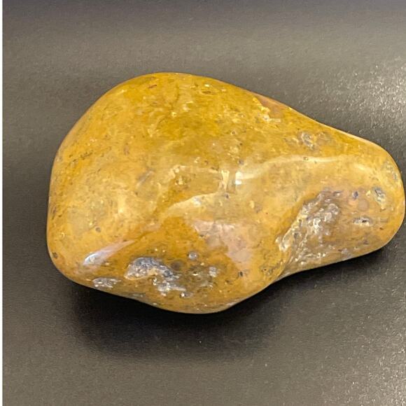 Beautiful Large Prairie Agates - Picture 4 of 11